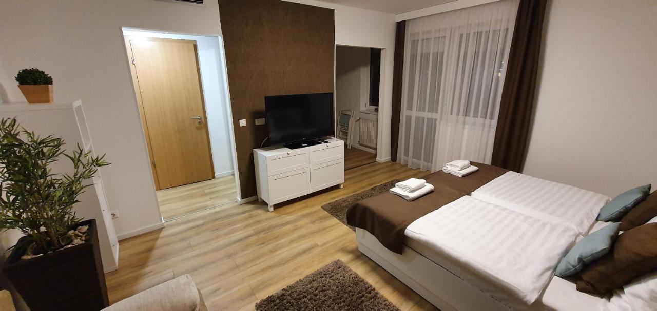 Sunset Wellness Apartman Zalakaros Apartment Bagian luar foto